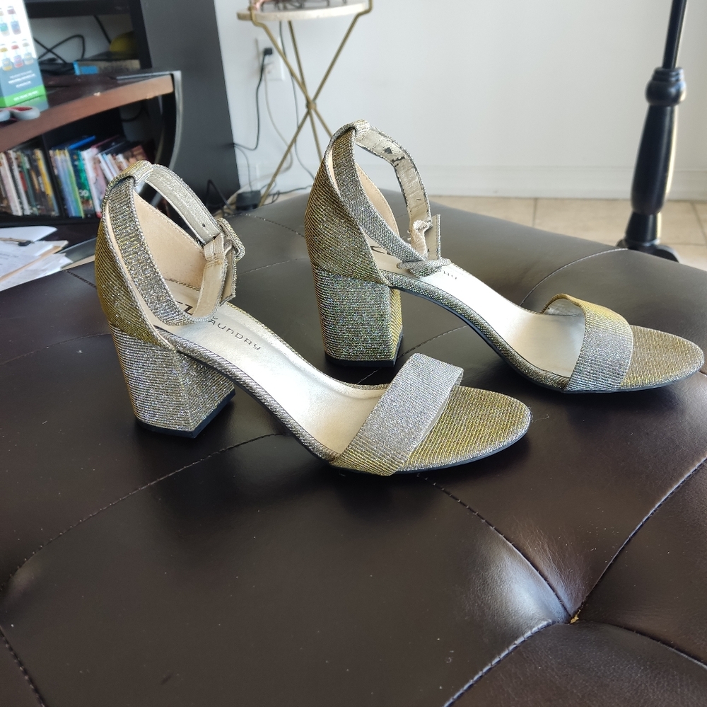 CL By Laundry Elegant Jody Block Heel Sandals Size 8M